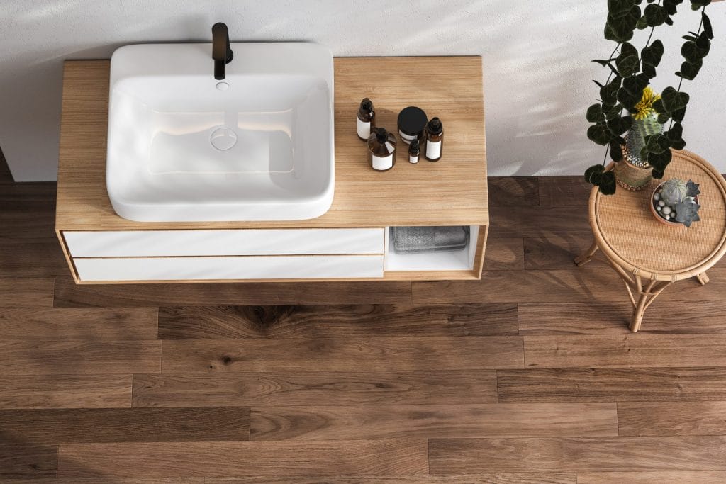 A laminate bathroom worktop
